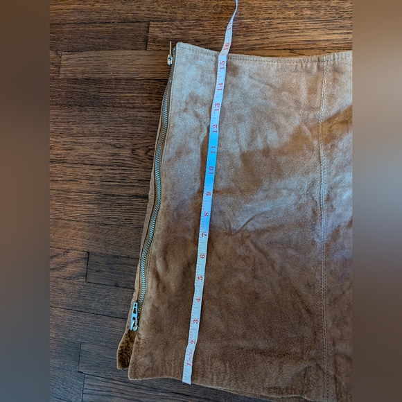 New with Tags Tan Suede Mini Skirt - Picture 3 of 6